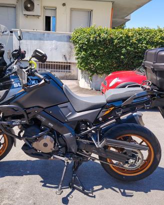 SUZUKI V-STROM 1050 SE