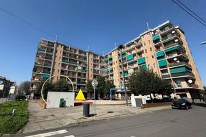2 LOCALI A SENAGO
