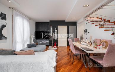 APPARTAMENTO SEMIINDIPENDENTE RISTRUTTURATO SU DUE