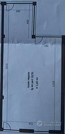 Ampio Locale Garage magazzino