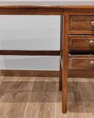 Scrivania in legno anni 60