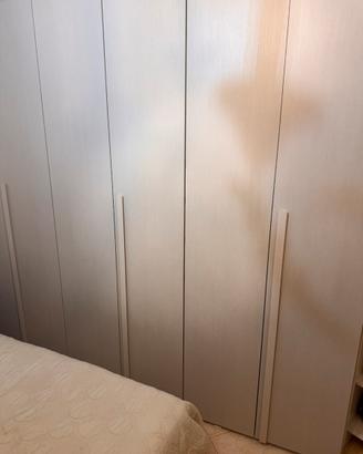 Armadio 6 ante color beige/rovere chiaro