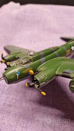 Modellino Aereo Militare B-17F Flying Fortress