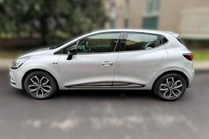 Clio 0.9 tce Moschino Zen 75cv