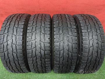 215 70 15C Gomme Invernali 75% Nokian 215 70R15C