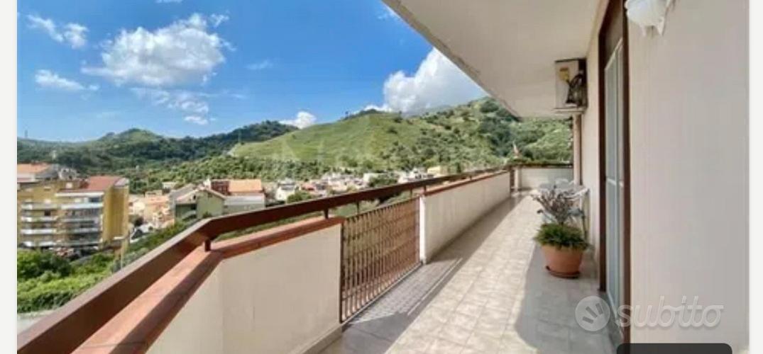 Appartamento in complesso signorile - Vista 2
