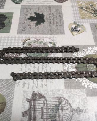 Catena KMC 110 maglie