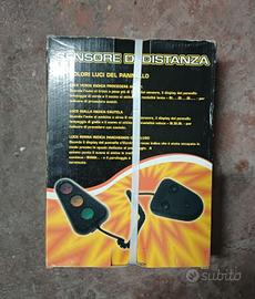 Sensore di distanza per box auto
