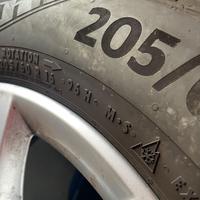 4 gomme con cerchi Wolsvagen