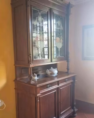 credenza in noce 