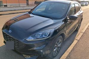 kuga st-line 2.5 phev 2wd