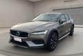 VOLVO V60 CC (2018-2024) - V60 Cross Country D4 AW