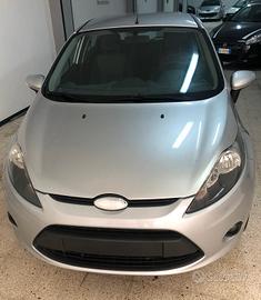 Ford Fiesta 1.2 82 CV 5P Titanium 