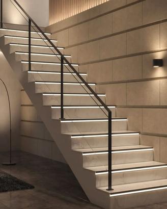 Profilo in alluminio per gradino con luce a led
