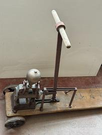 Pompa per travaso vino vintage