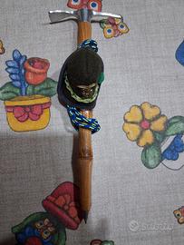 penna vintage a forma di piccozza/corpo alpini