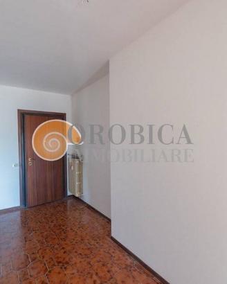 Appartamento di 106 m² con 3 locali e box auto a A