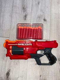 Nerf Mega Cycloneshock con 18 colpi