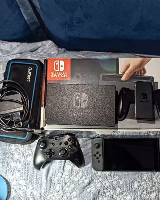 Nintendo Switch + accessori