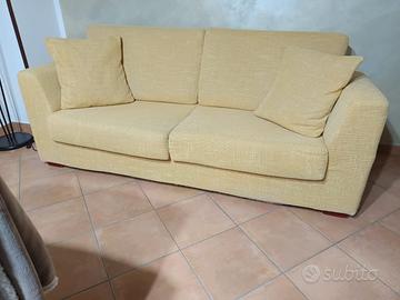 Divano due posti