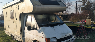 Camper Ford transit turbo