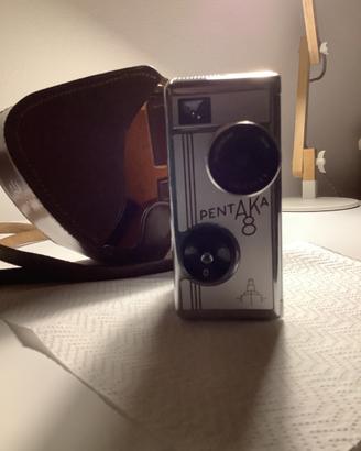 Cinepresa Vintage Pentaka 8 mm Anni ‘50 made GDR