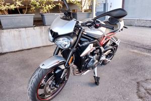 Triumph Street Triple 765 R