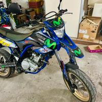 WR 125 X Movistar
