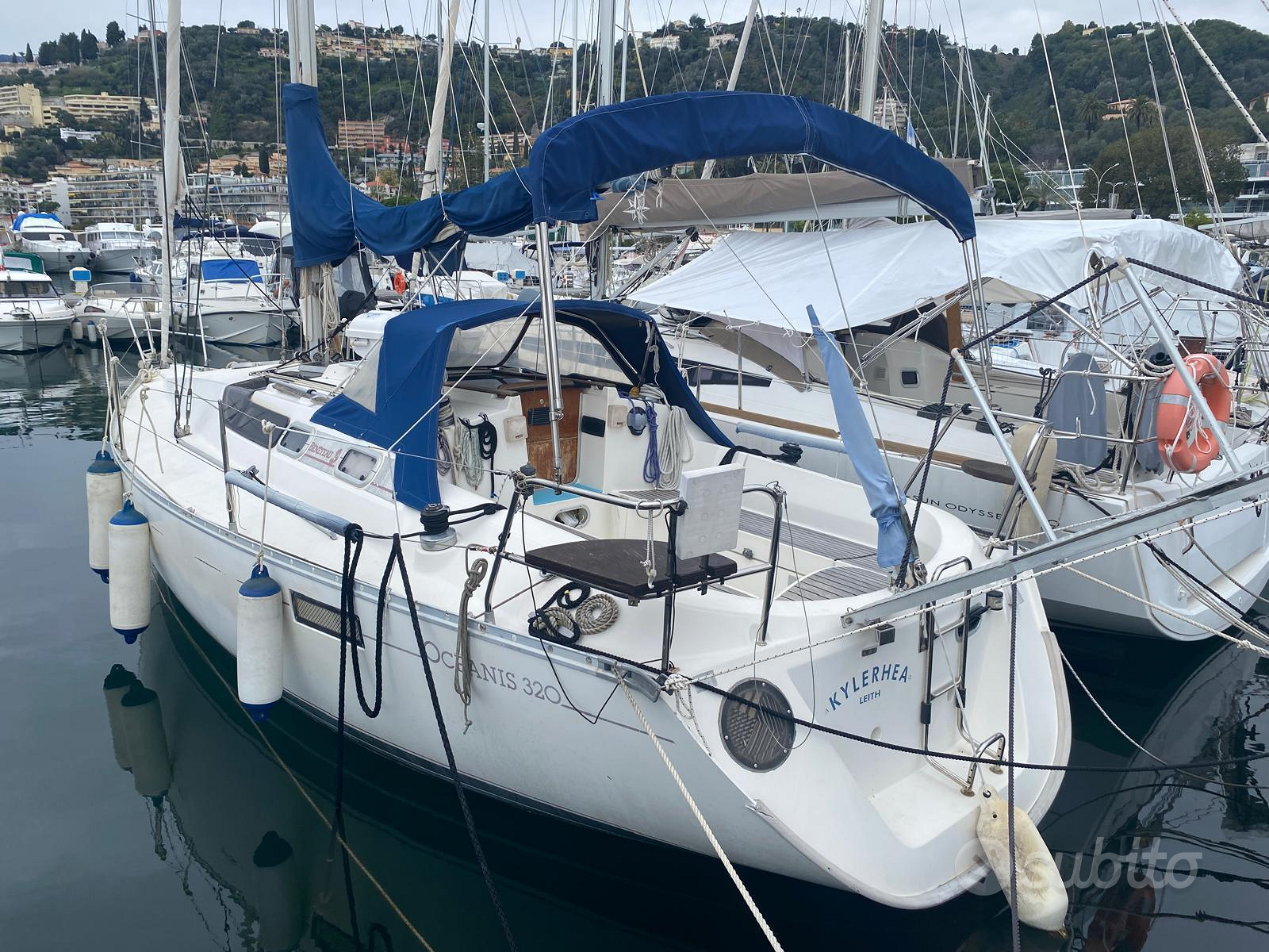 OCEANIS 320 (BENETEAU) — View photo 1