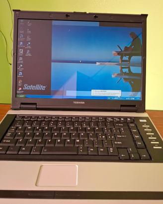 Notebook Toshiba Satellite A110-228