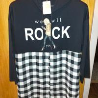 Maglia con cappuccio 