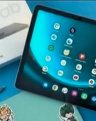 Samsung Tab S9 FE + cover + keyboard