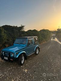 Suzuki samurai sj413