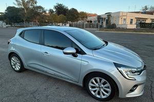 Renault clio  V 2020