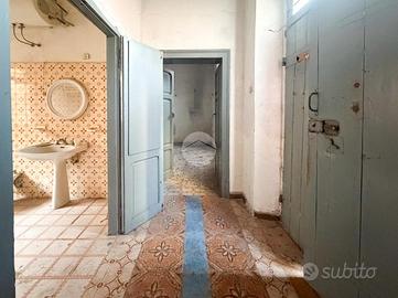 CASA SEMINDIPENDENTE A AVEZZANO