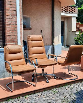 Poltrona direzionale e due poltronciene.