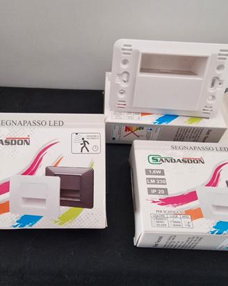 SEGNAPASSI LED 1,6 W