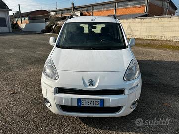 Peugeout partner tepee n1 4 posti autocarro