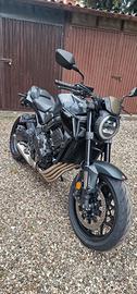 CB650R Black Edition