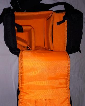 Zaino monospalla per macchina fotografica