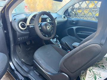 Smart fortwo 70 TWINAMIC Prime