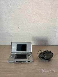 Nintendo Ds Lite ( NON FUNZIONANTE )- Caricatore