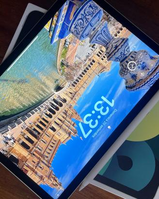 iPad Air (4 generazione) + Apple Pencil + tastiera