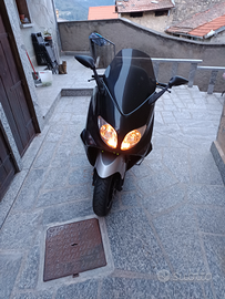 Yamaha TMAX 500