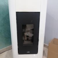 Cadel stufa a pellet come nuova 
