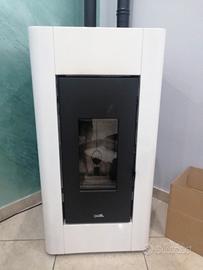 Cadel stufa a pellet come nuova 