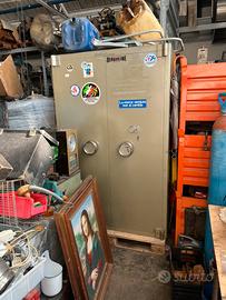 Cassaforte di grandi dimensioni