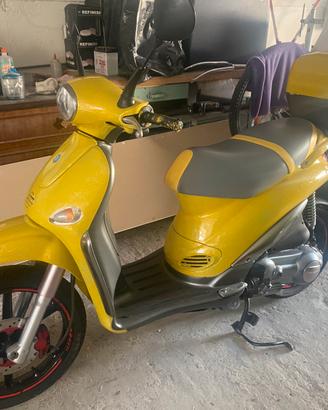 Scooter Piaggio liberty 125