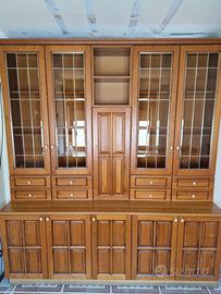 Vetrina in legno massello
