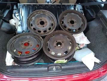 Cerchi in ferro Ford fiesta